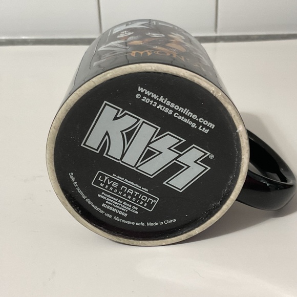 Kiss Rock Band Monster Mug - Picture 7 of 7
